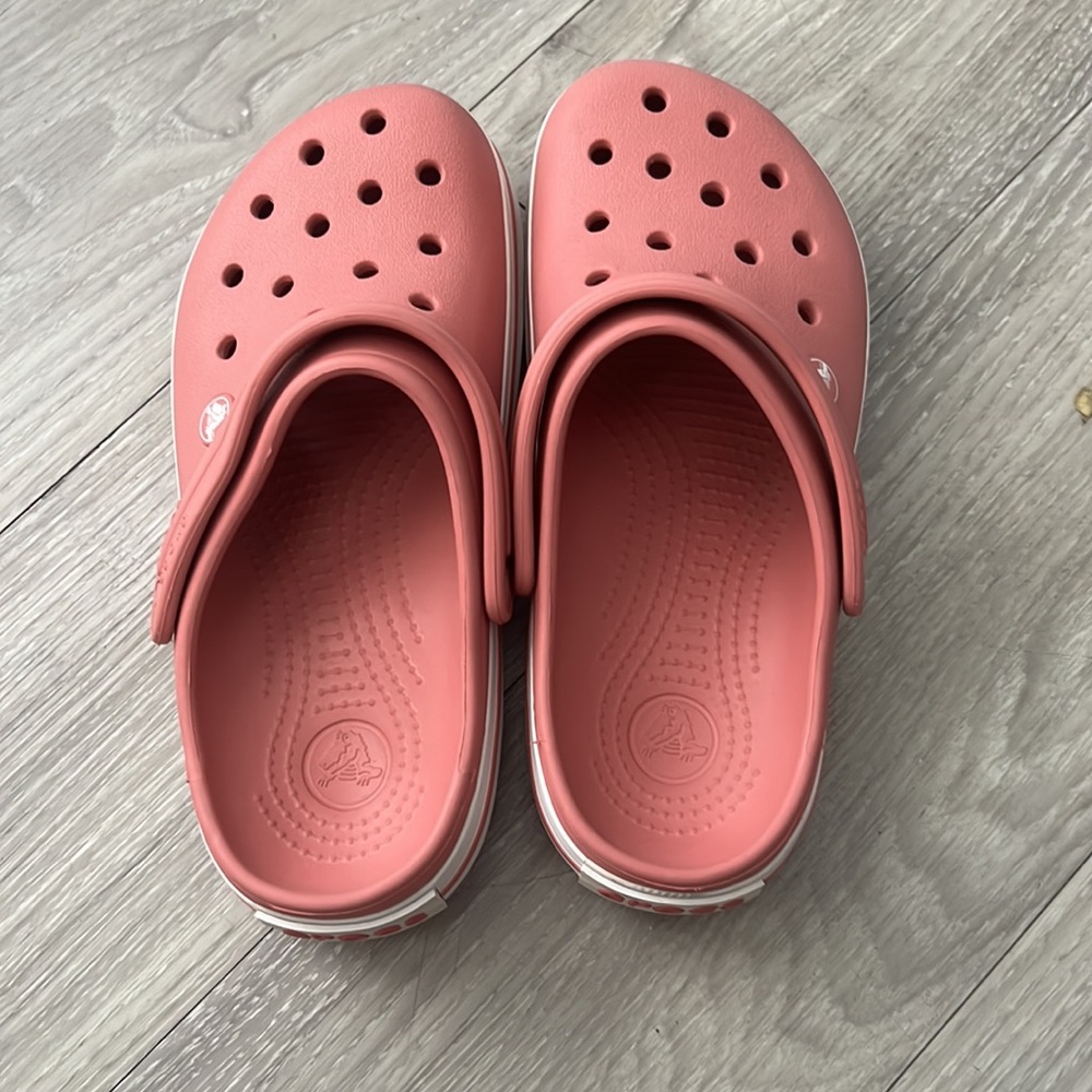 Crocs - Picture 2 of 3